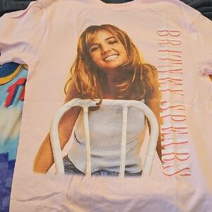 Britney Spears Graphic Pink Shirt Size M